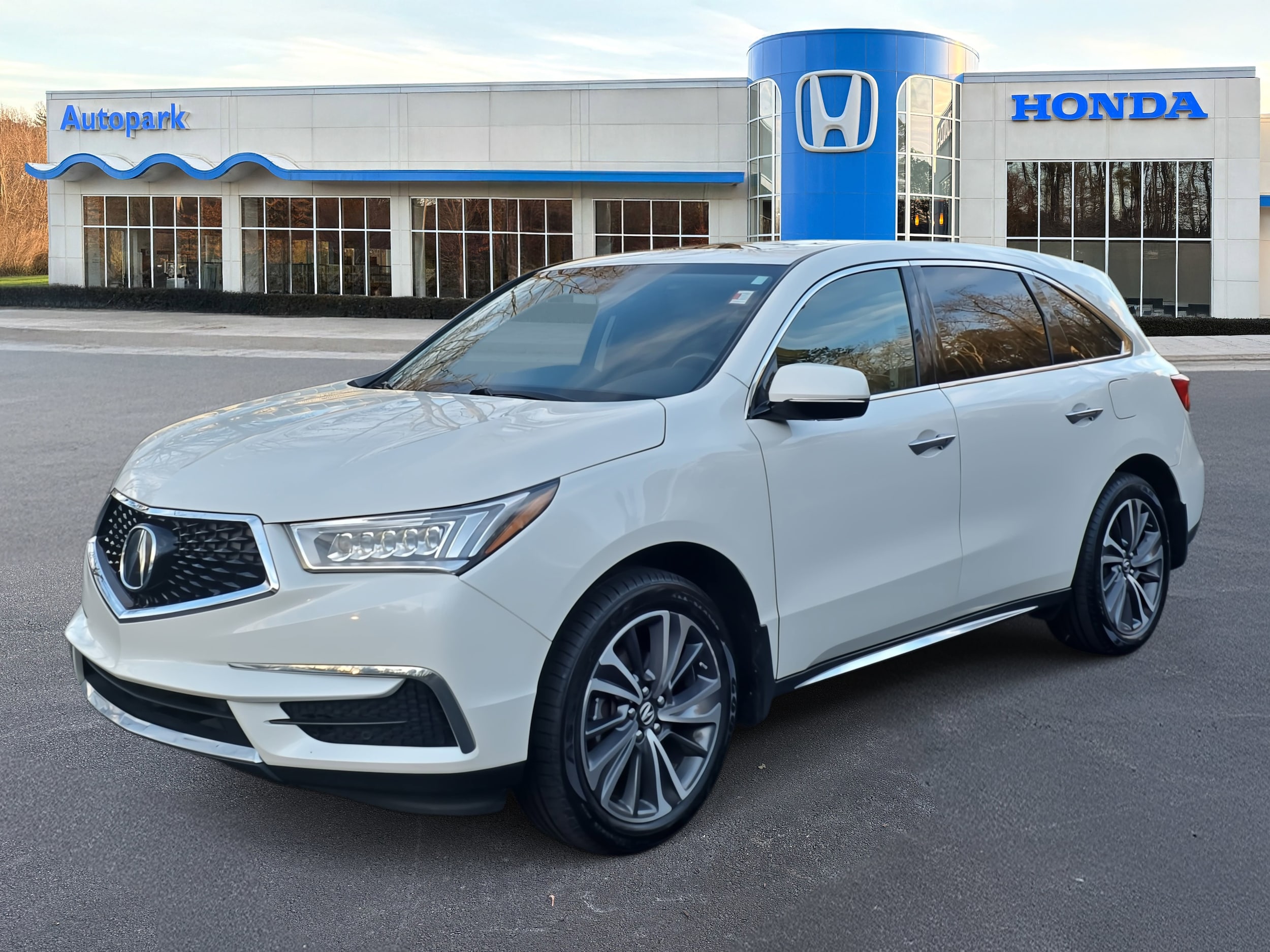 2019 Acura MDX Technology Package's photo