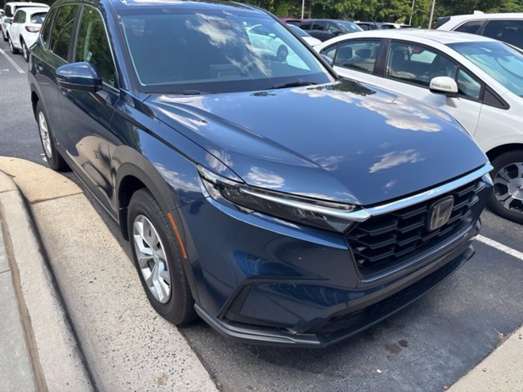 Used 2025 Honda CR-V LX SUV