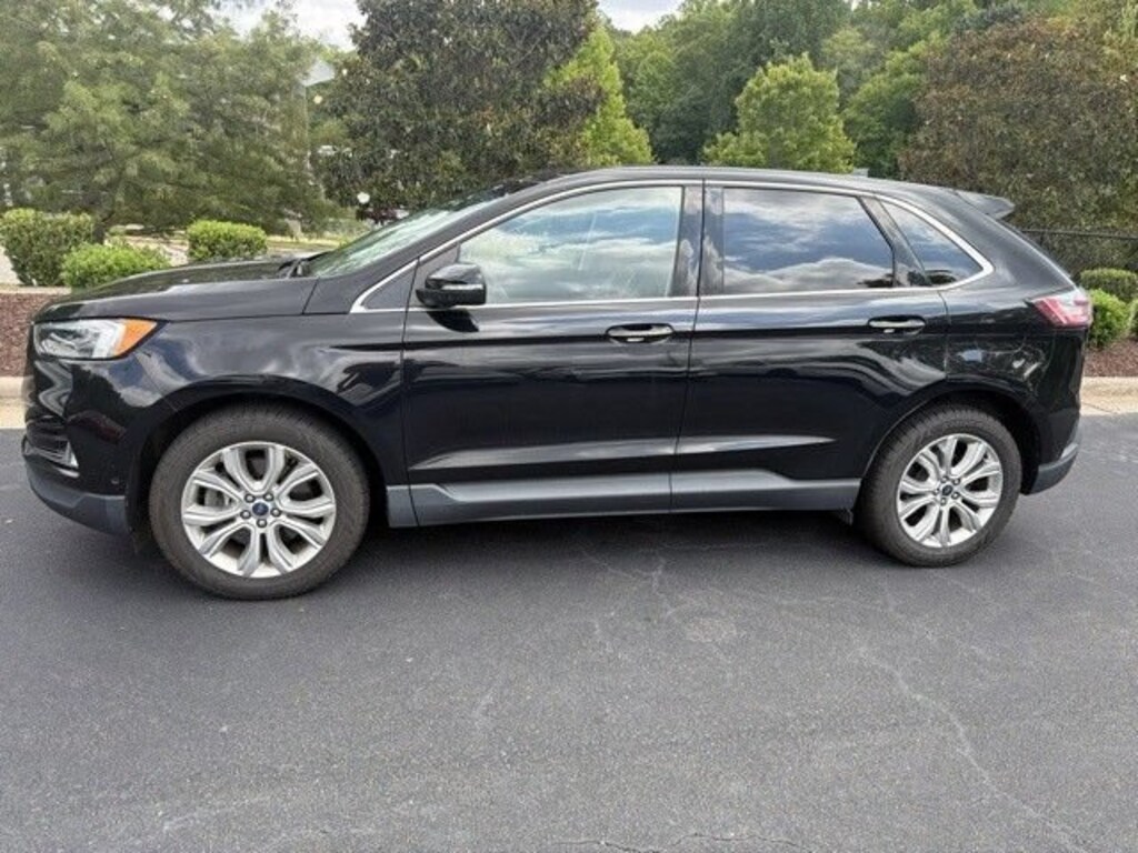 Used 2020 Ford Edge Titanium SUV
