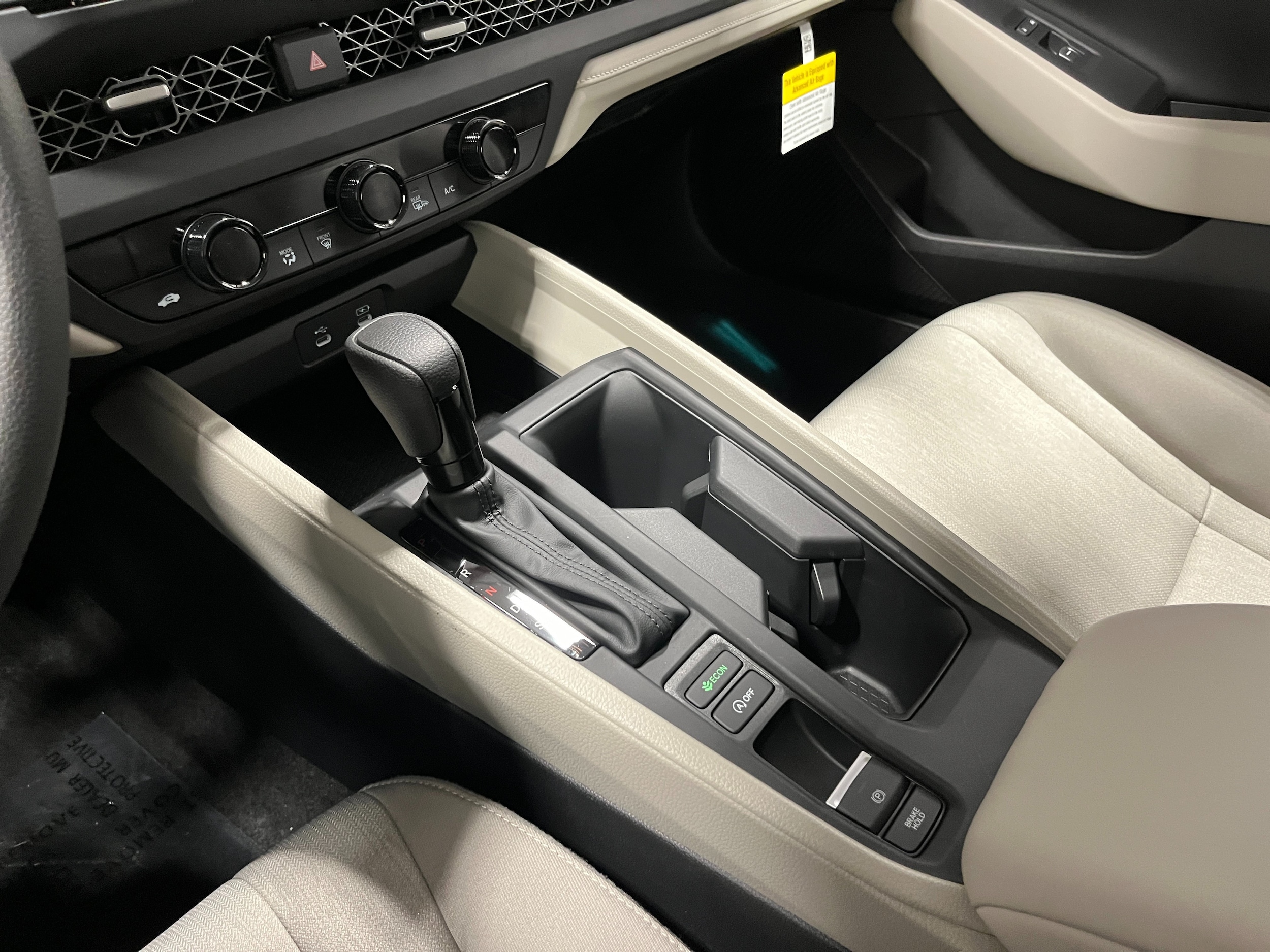 2025 Honda Accord SE - Photo 22