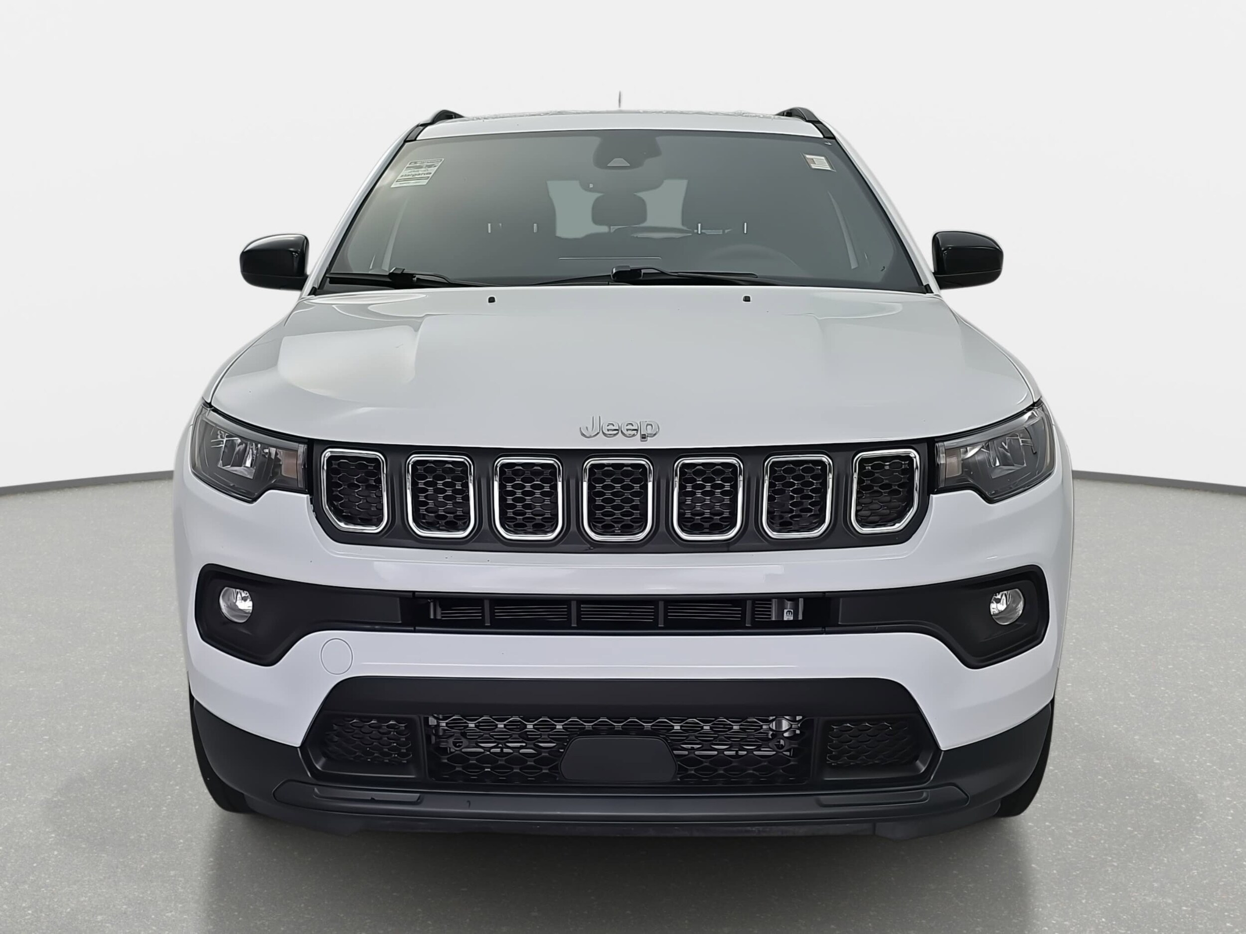 2023 Jeep Compass Latitude Lux photo 2