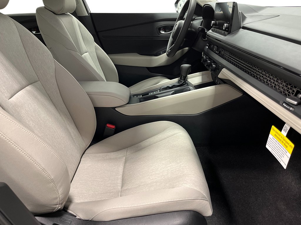 2025 Honda Accord SE - Photo 27