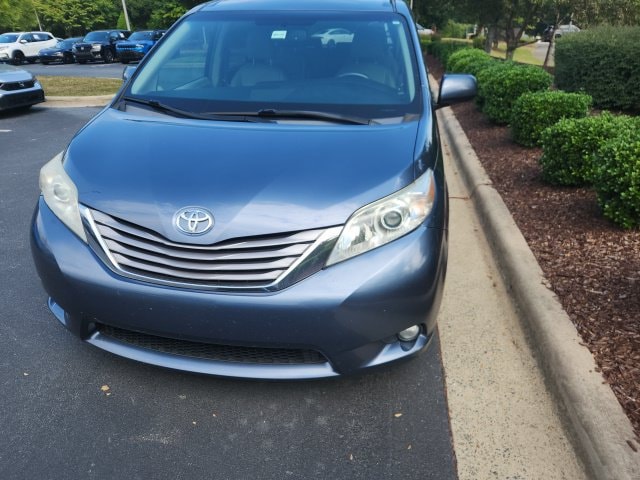 2016 Toyota Sienna