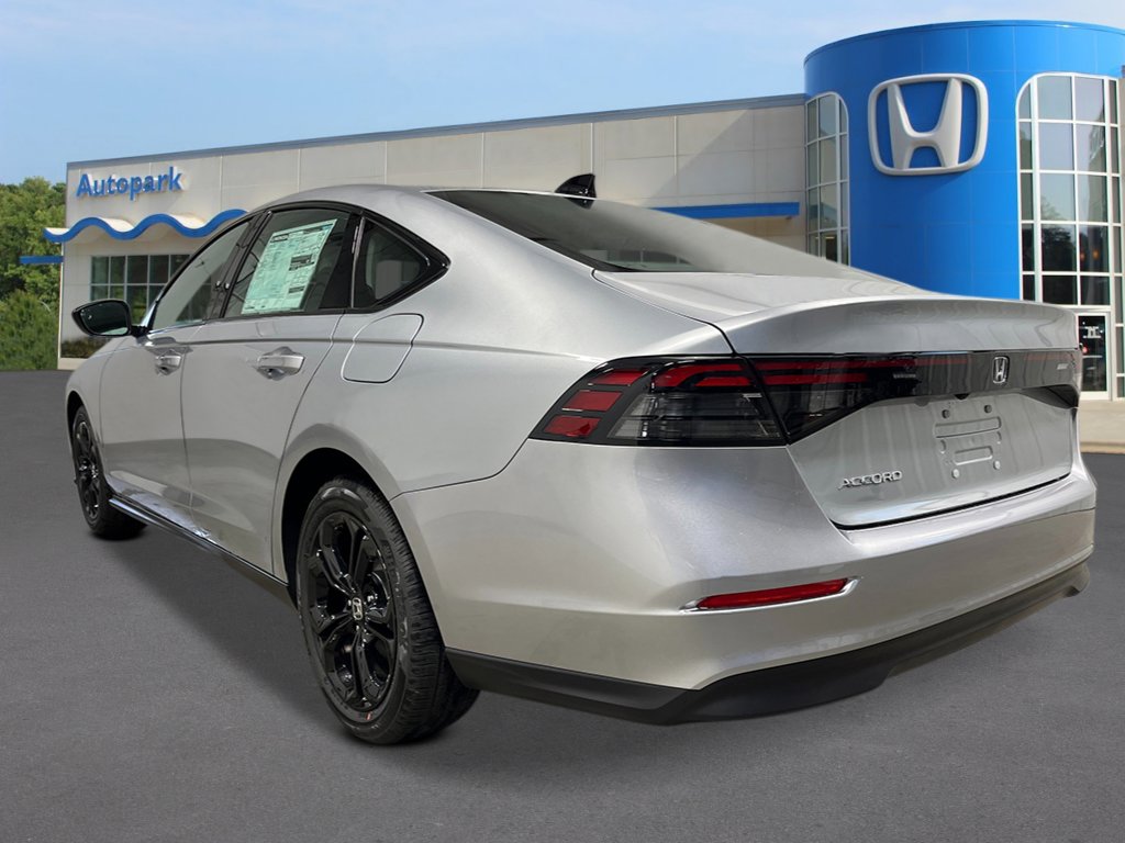2025 Honda Accord SE photo 3