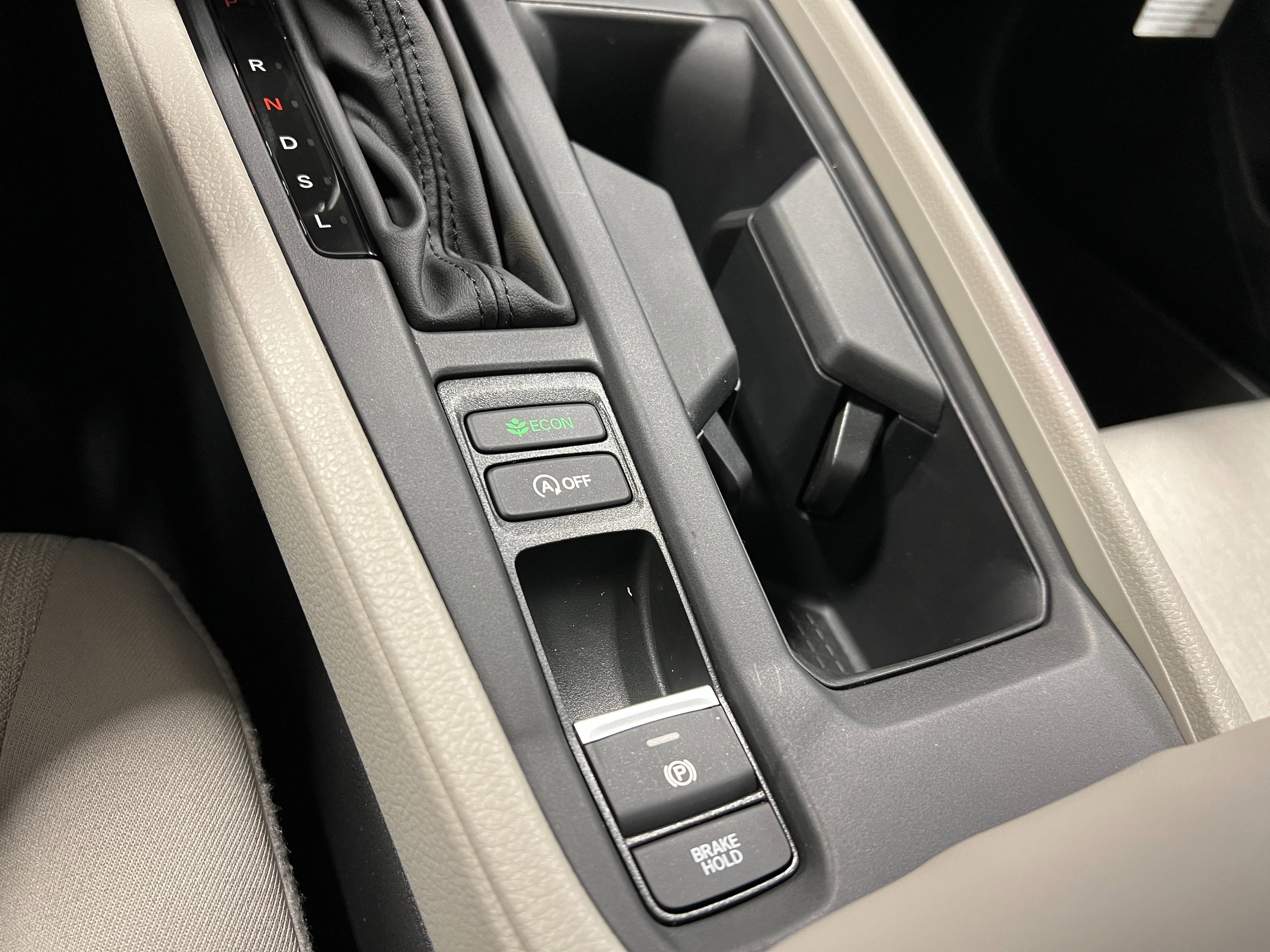 2025 Honda Accord LX - Photo 18