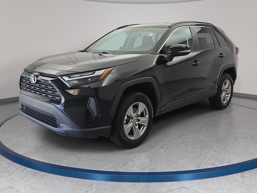Used 2025 Toyota RAV4 XLE SUV