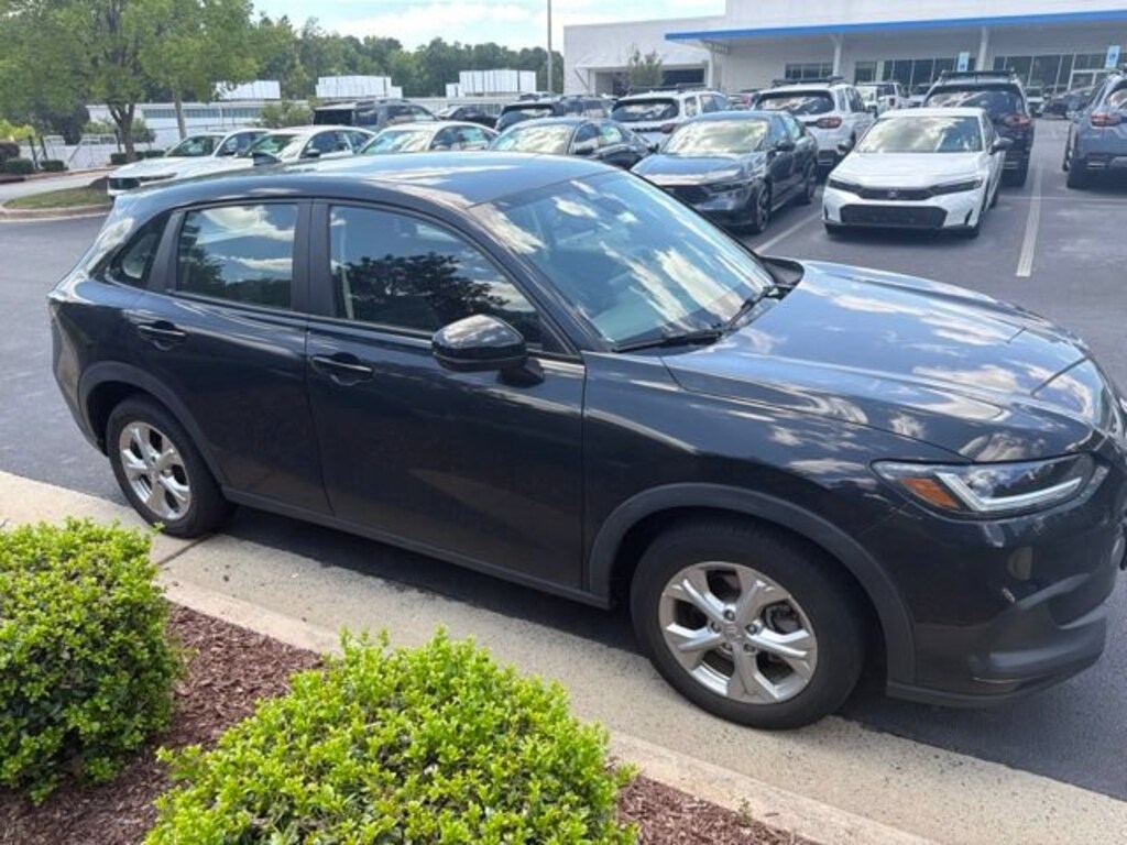 Used 2024 Honda HR-V LX SUV