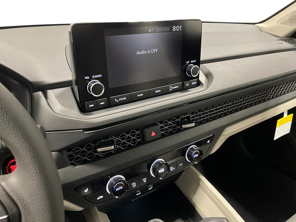 2025 Honda Accord SE - Photo 19