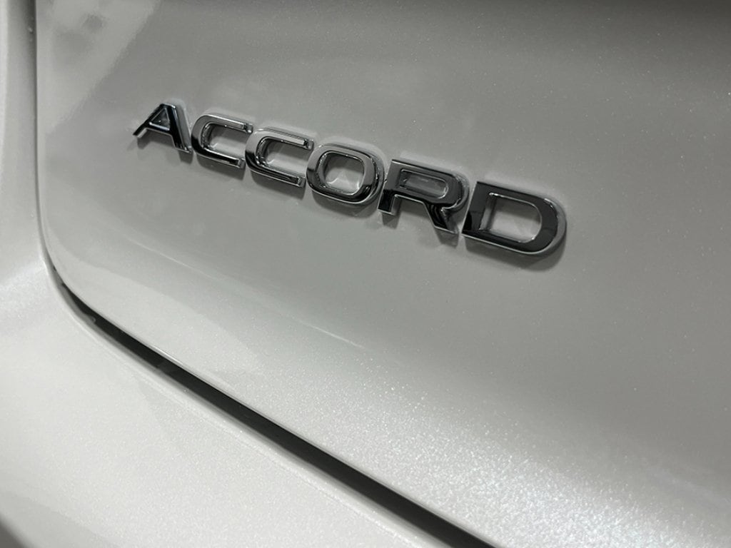 2025 Honda Accord SE - Photo 6