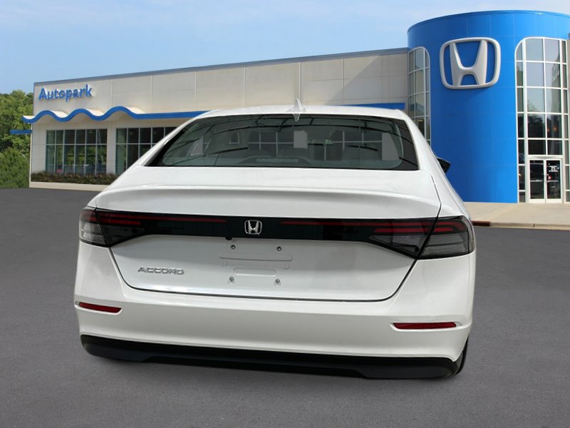 2025 Honda Accord LX photo 3