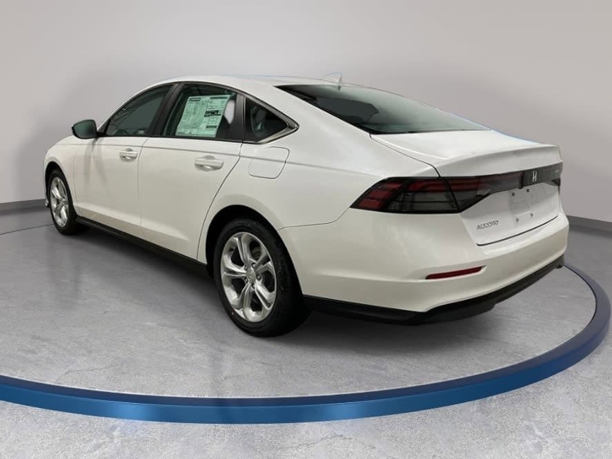 2025 Honda Accord LX - Photo 7