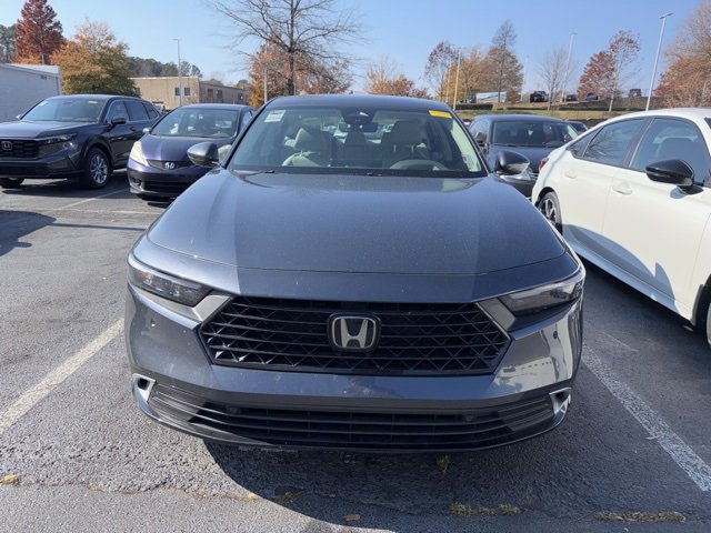 2024 Honda Accord Hybrid Touring photo 2