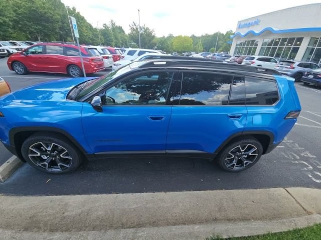 Used 2026 Jeep Cherokee Overland SUV