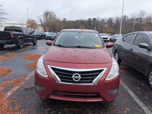 2017 Nissan Versa Sedan SV photo 2