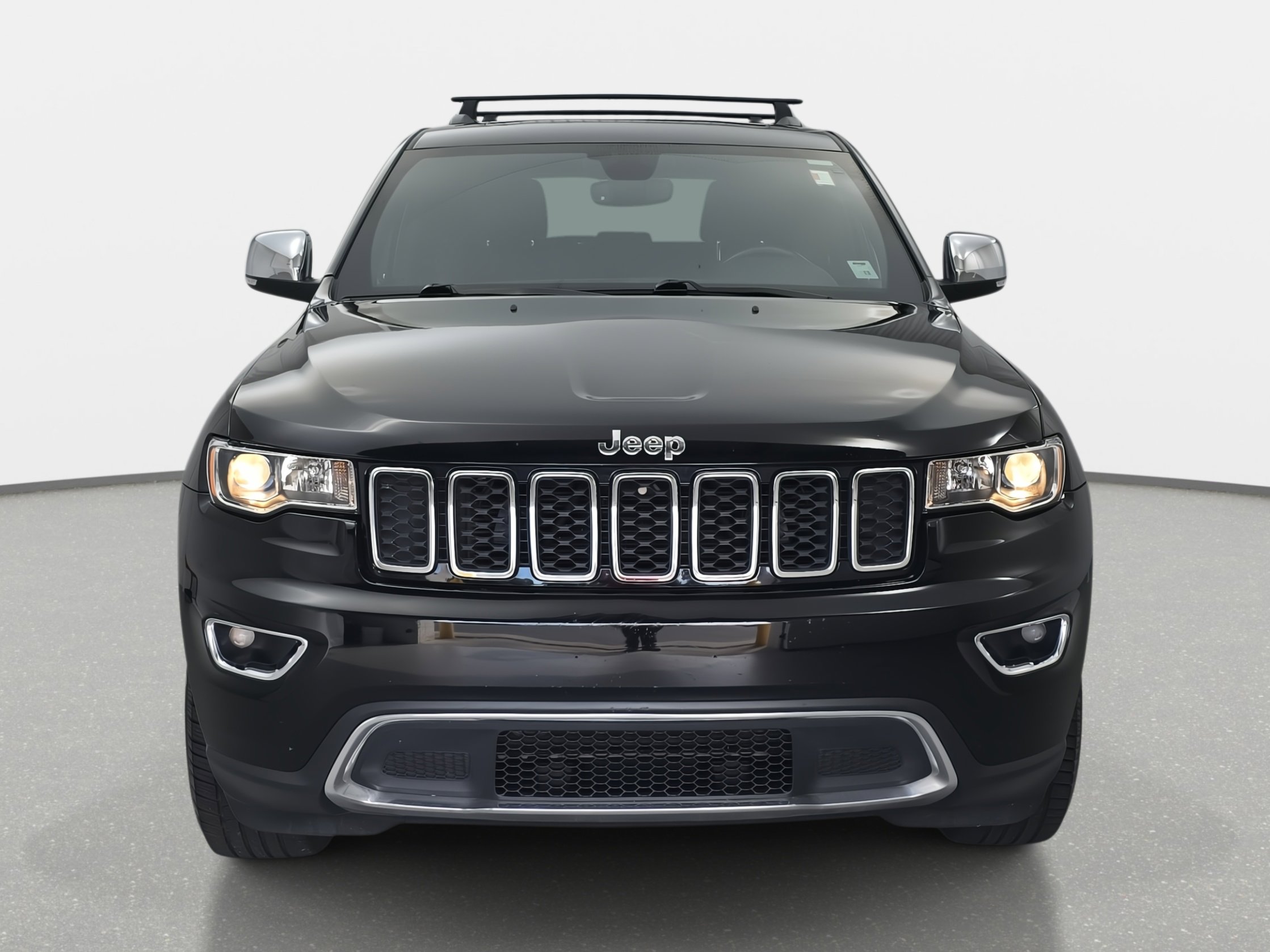 2021 Jeep Grand Cherokee Limited photo 2