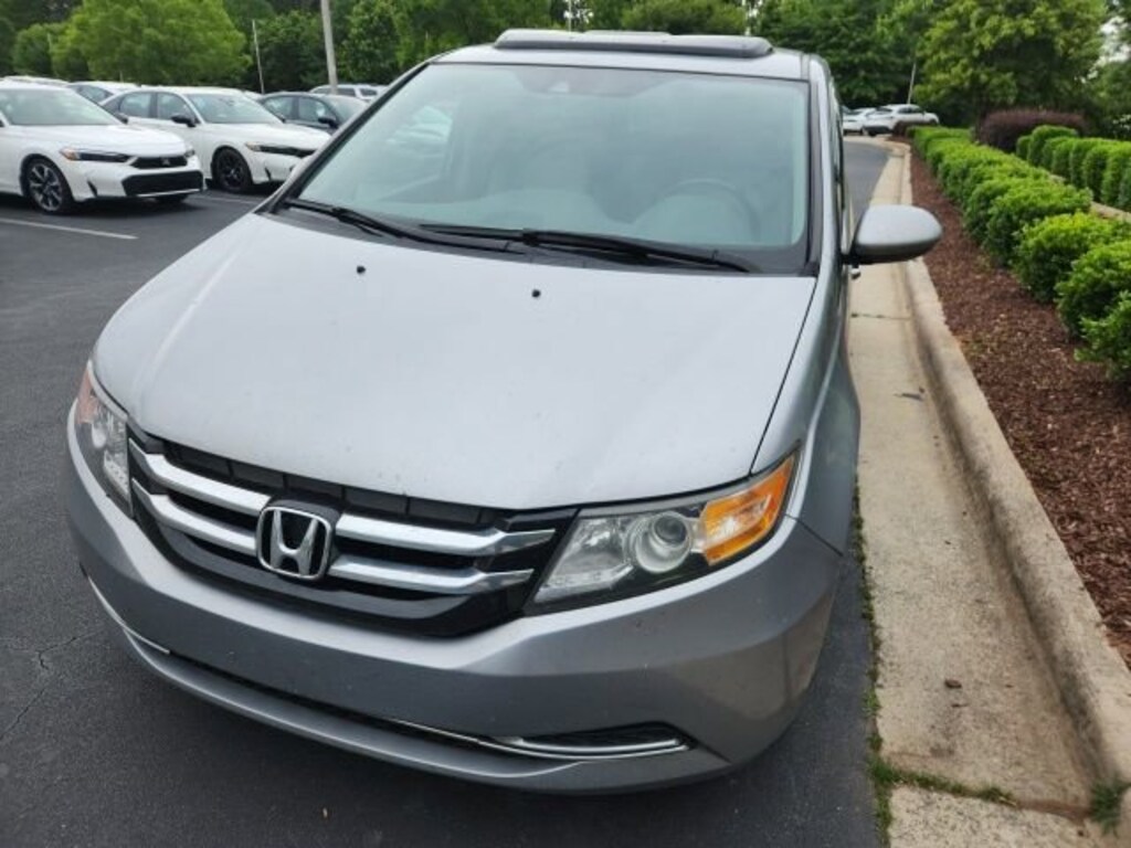 Used 2016 Honda Odyssey EX-L Van Passenger Van