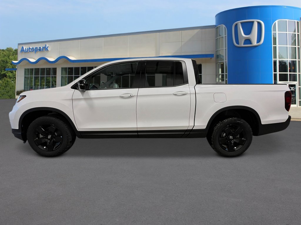 2026 Honda Ridgeline Black Edition photo 2