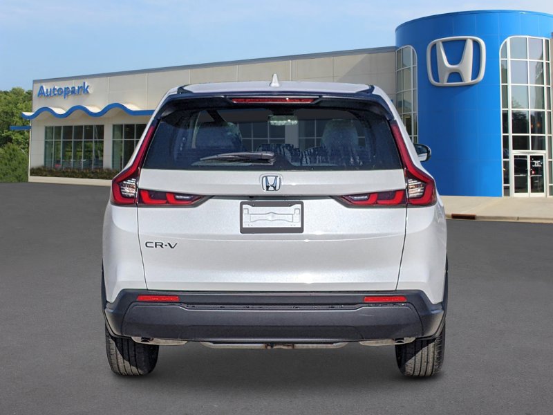 2025 Honda CR-V LX photo 4