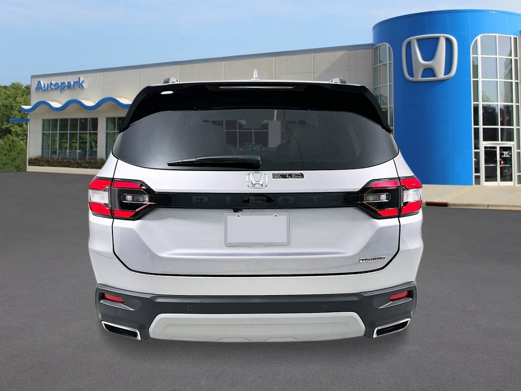 2025 Honda Pilot Touring photo 4