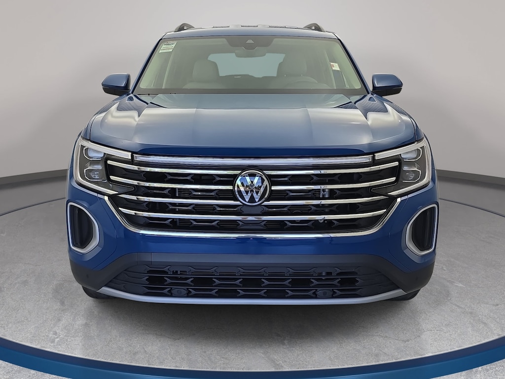 Used 2025 Volkswagen Atlas 2.0T SE with Technology SUV