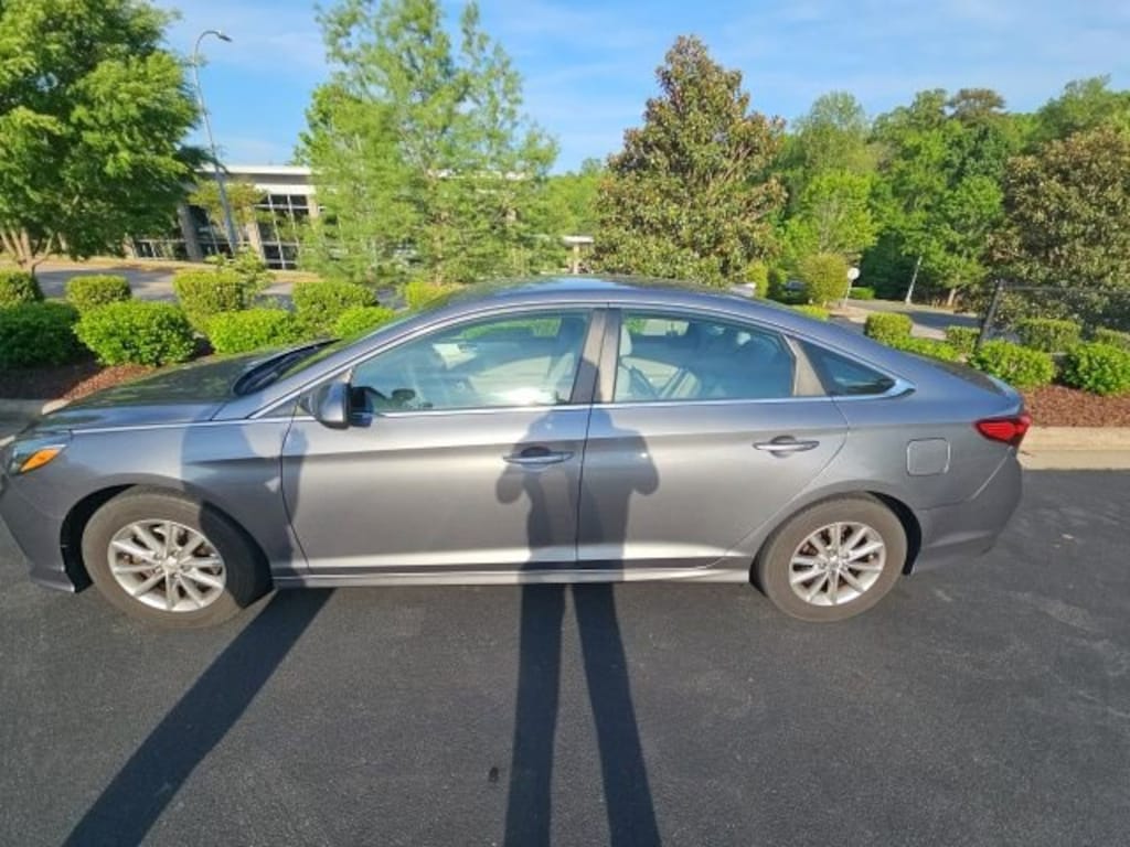 Used 2018 Hyundai Sonata SE Sedan