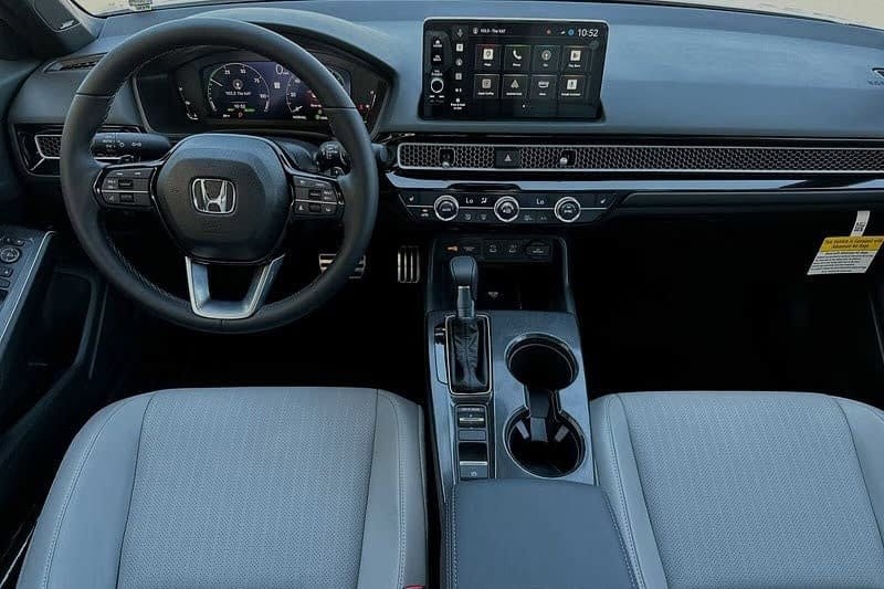 2025 Honda Civic Sport Touring - Photo 15