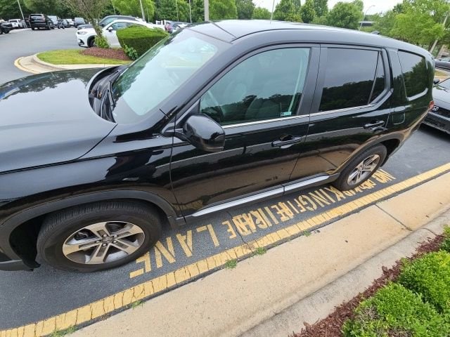 2023 Honda Pilot EX-L 7-Occupant 2WD's photo
