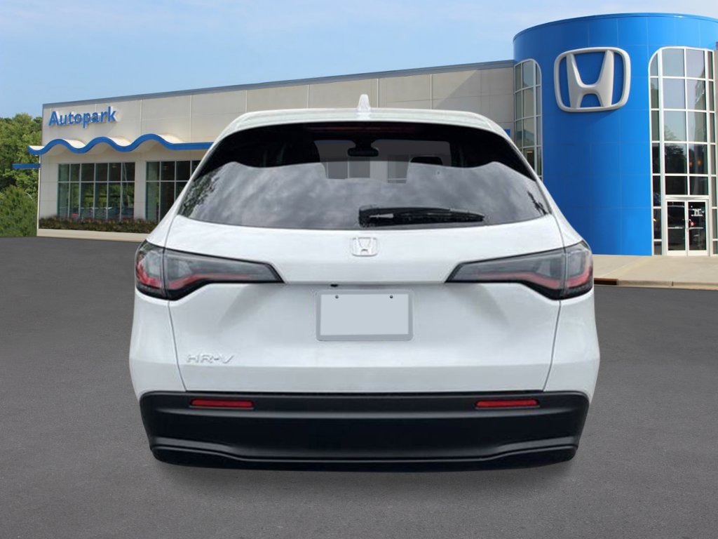 2026 Honda HR-V LX photo 4
