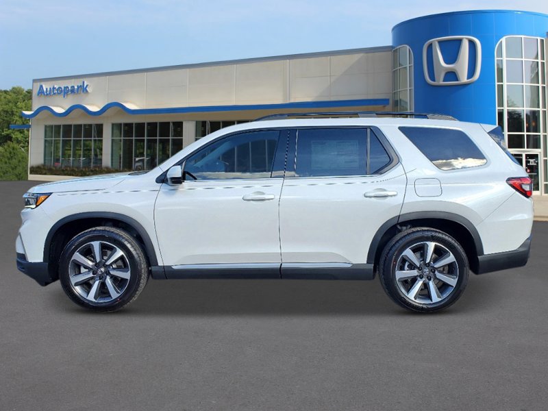 2025 Honda Pilot Touring photo 2