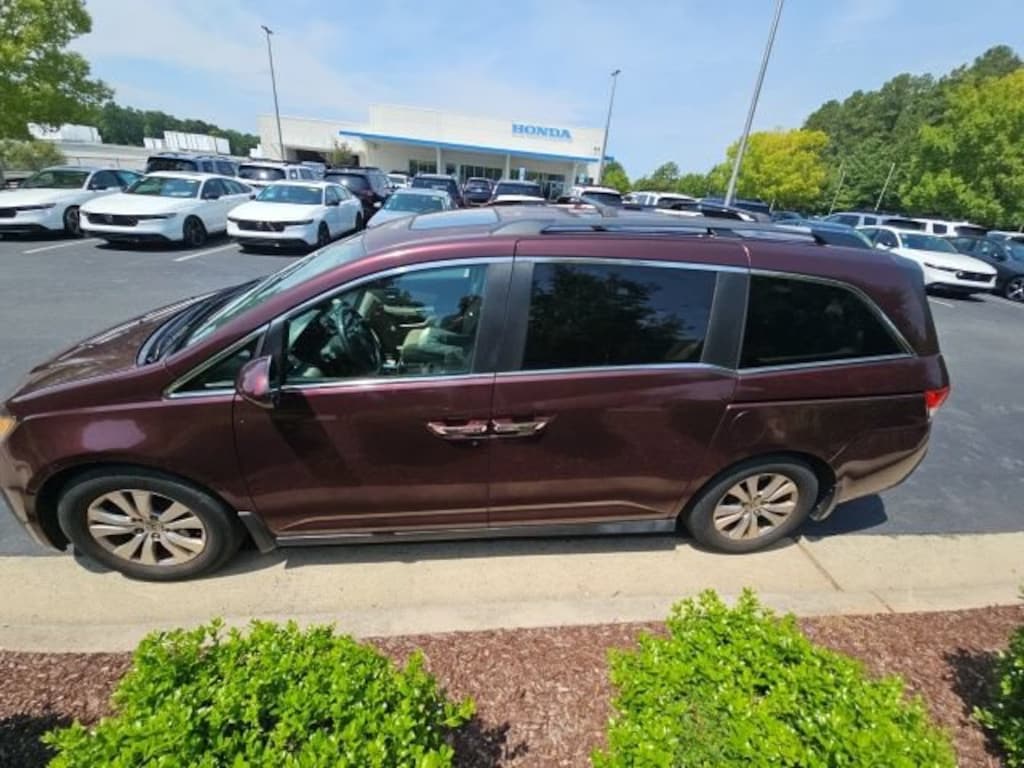 Used 2014 Honda Odyssey EX-L Van