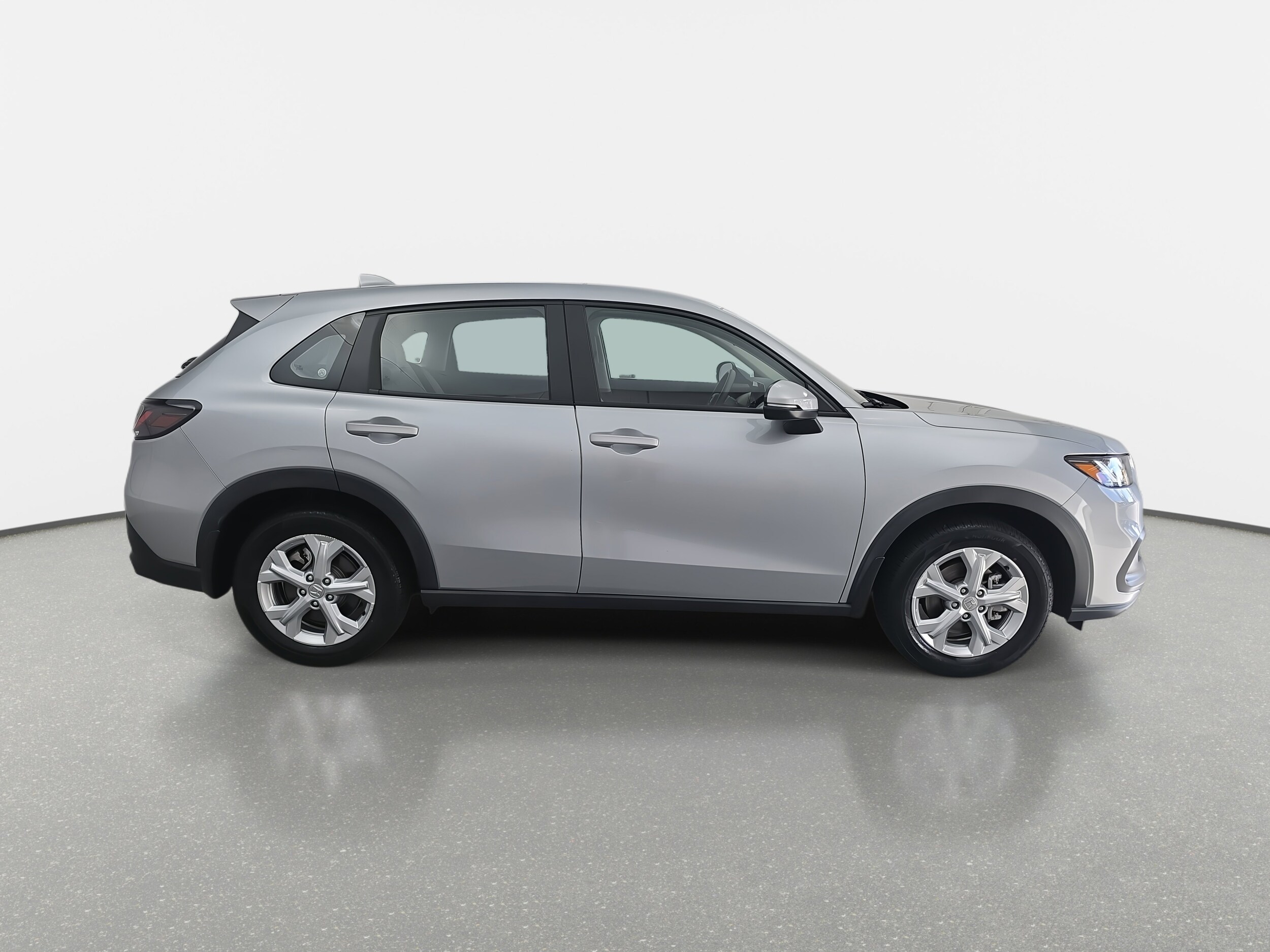 2023 Honda HR-V LX photo 4