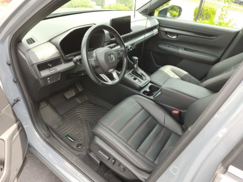 Used 2025 Honda CR-V Hybrid Sport-L SUV
