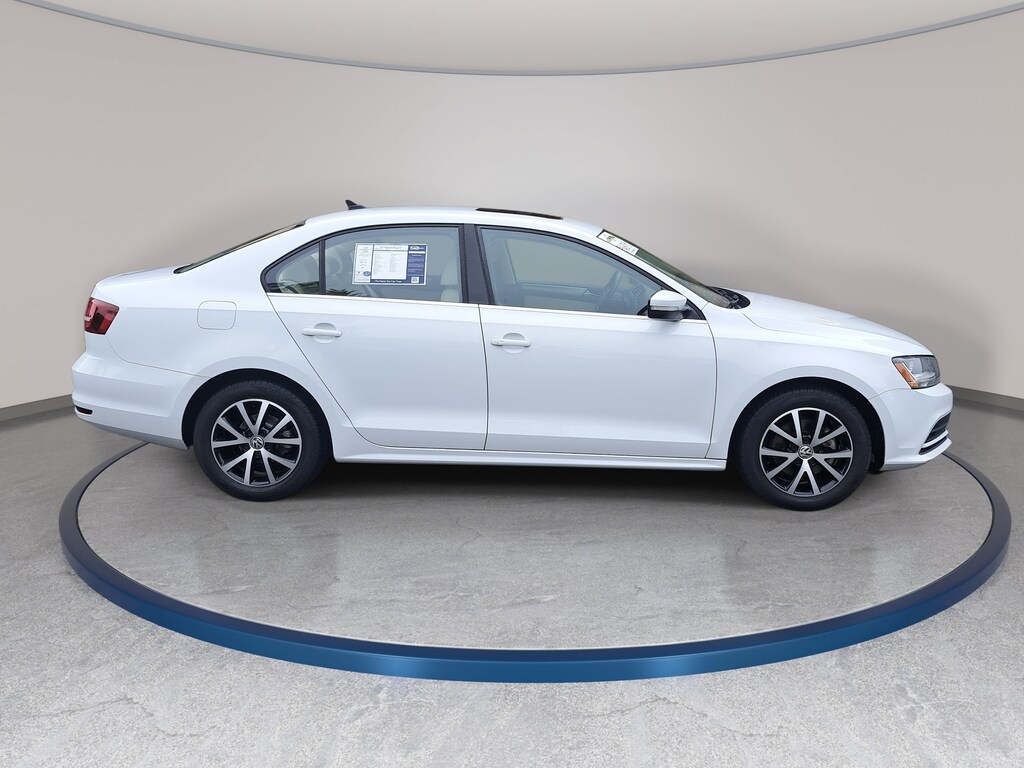 Used 2017 Volkswagen Jetta 1.4T SE Sedan