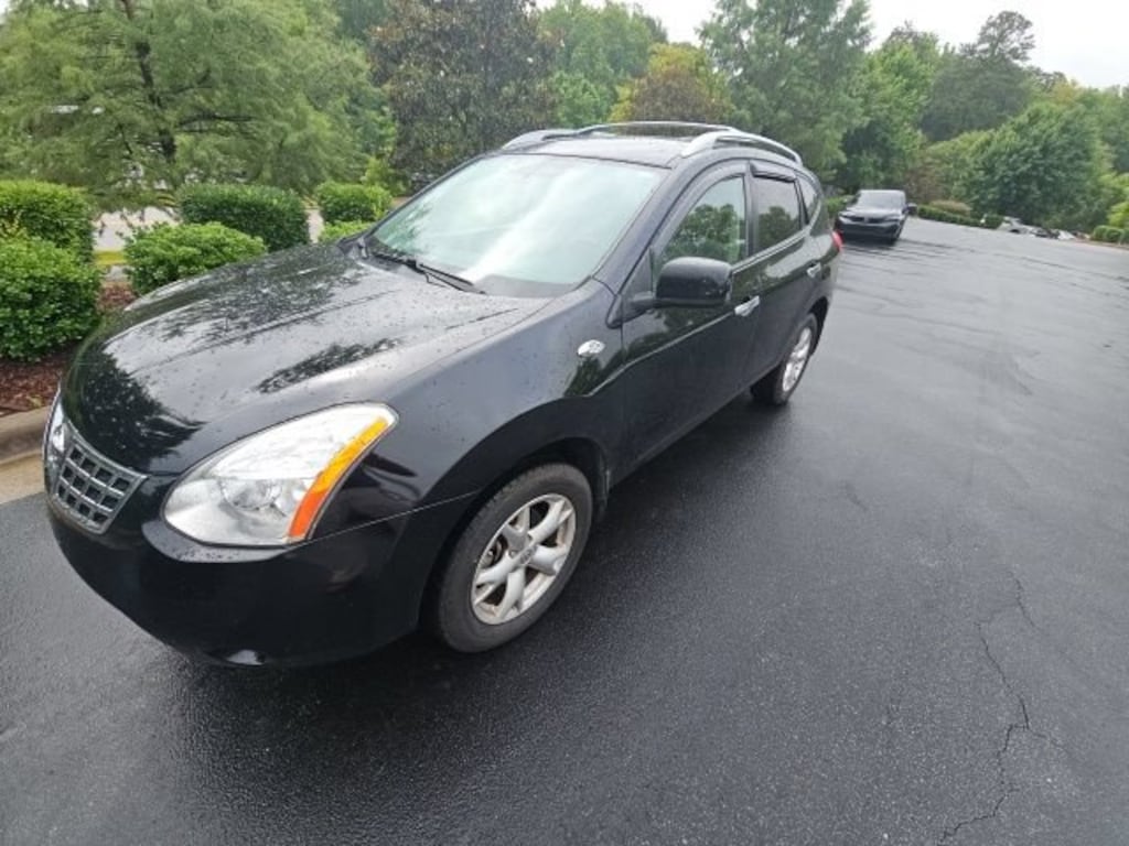 Used 2010 Nissan Rogue SL SUV