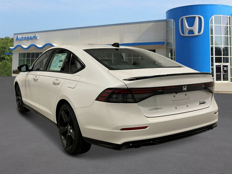 2025 Honda Accord Hybrid Sport-L photo 2