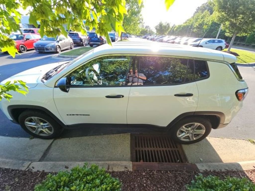 Used 2024 Jeep Compass Sport SUV