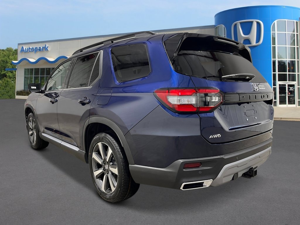 New 2025 Honda Pilot Touring SUV