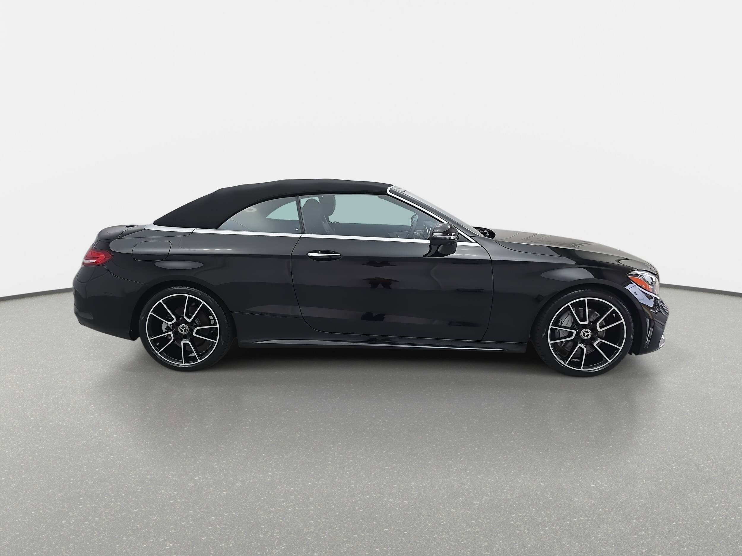 2023 Mercedes Benz C 300 Cabriolet photo 4