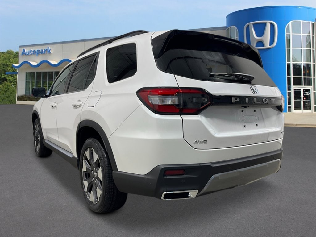 New 2026 Honda Pilot Touring SUV