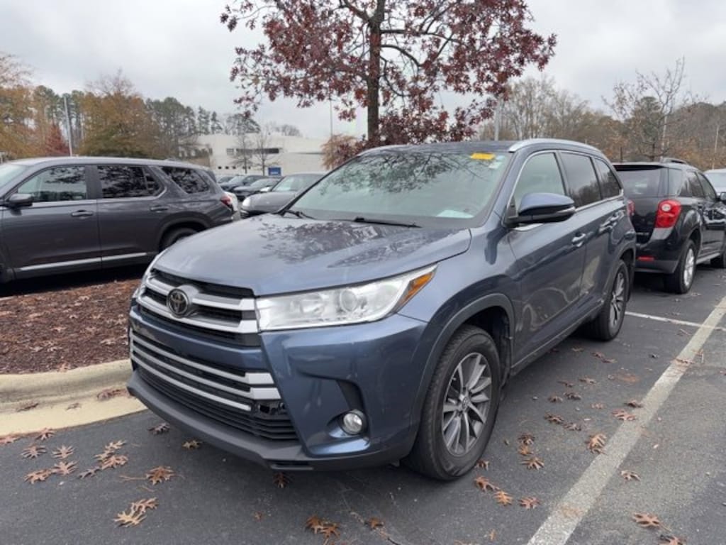 Used 2018 Toyota Highlander XLE SUV
