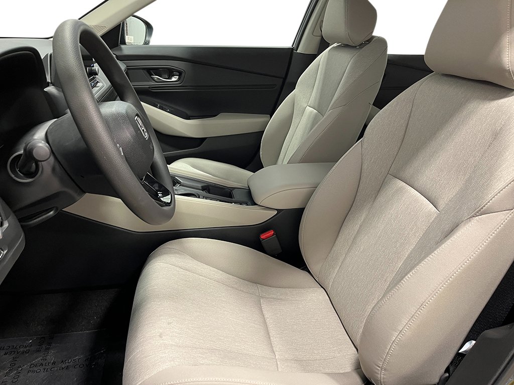 2025 Honda Accord SE - Photo 12