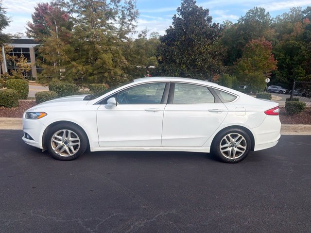 Used 2014 Ford Fusion SE Sedan