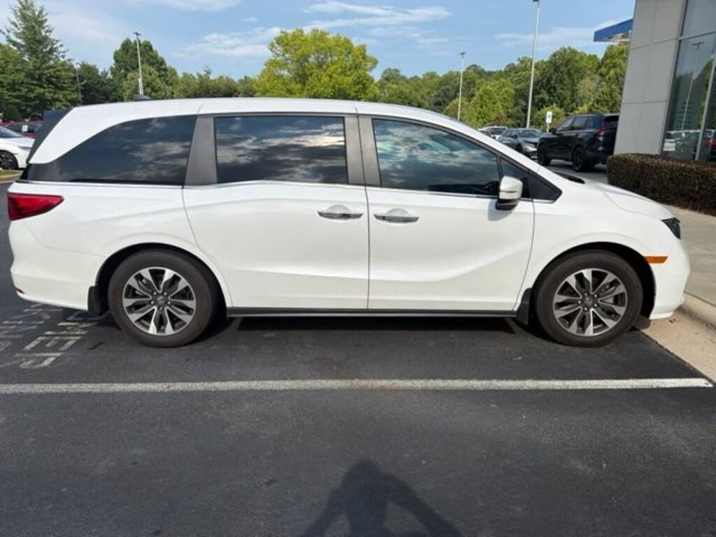 Used 2024 Honda Odyssey EX-L Van