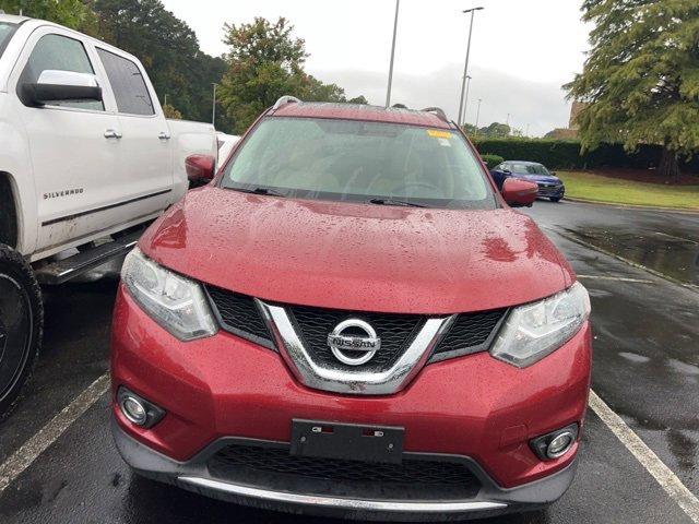 2016 Nissan Rogue SL photo 2