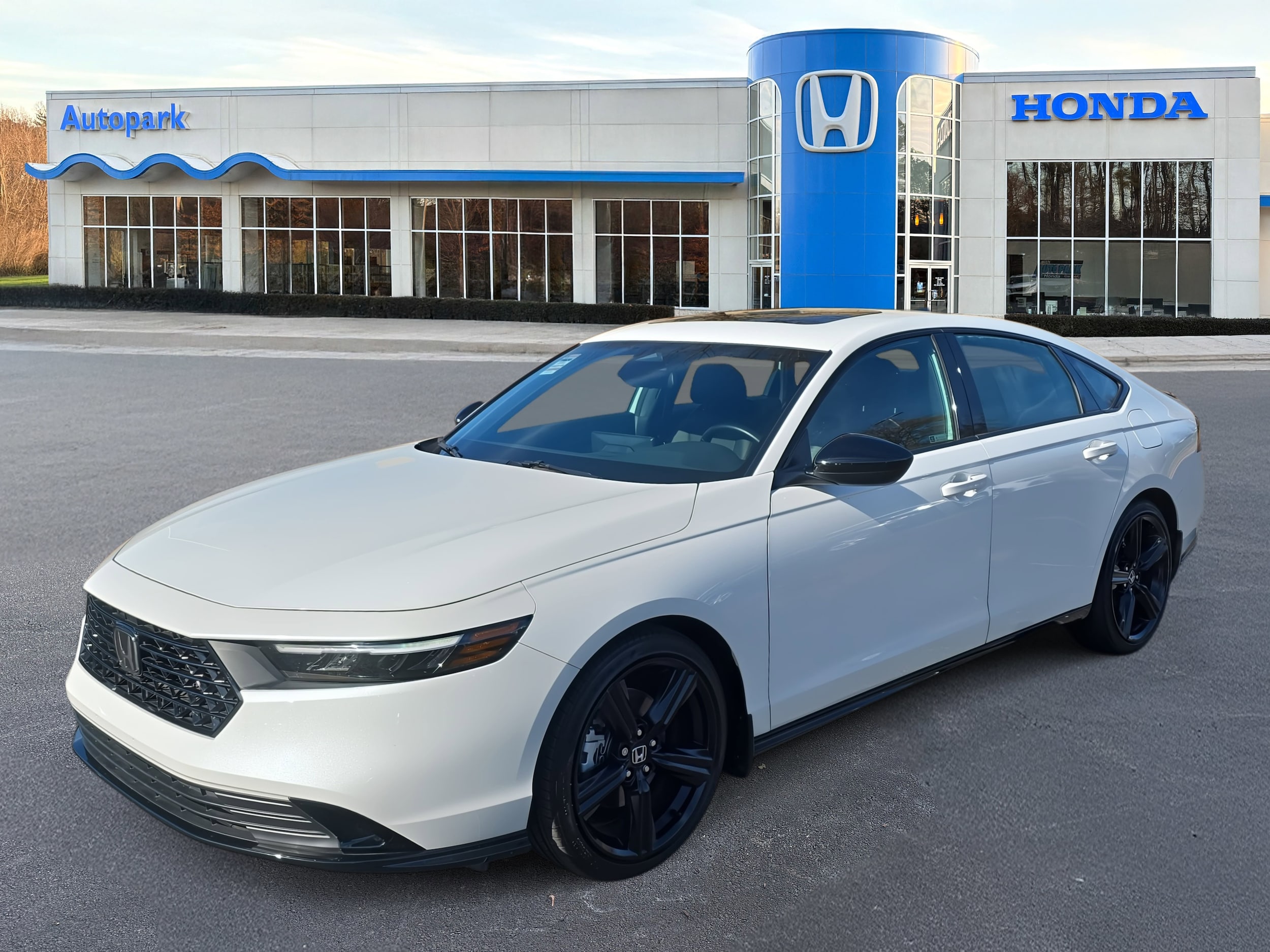2024 Honda Accord Hybrid Sport-L's photo