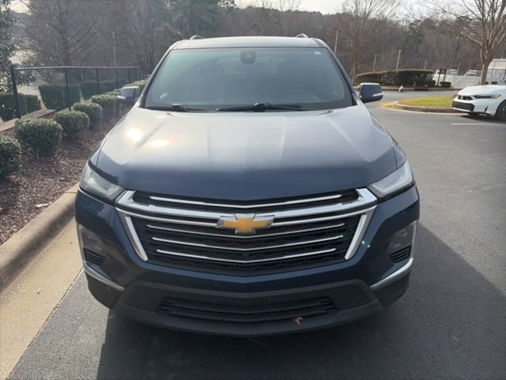 Used 2022 Chevrolet Traverse LT Cloth SUV