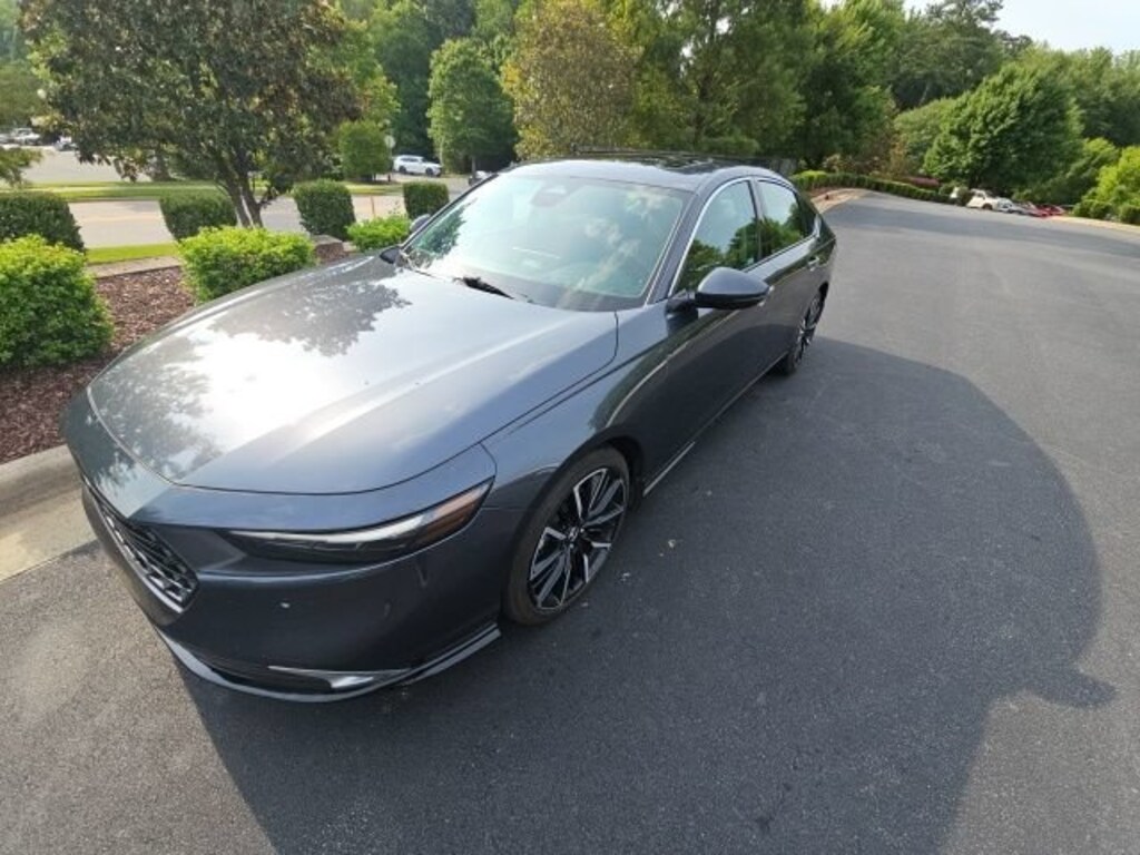 Used 2025 Honda Accord Hybrid Touring Sedan