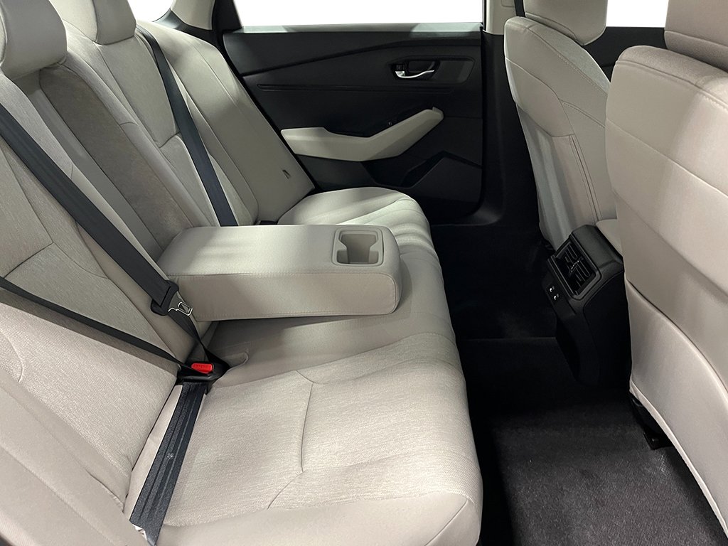 2025 Honda Accord SE - Photo 26