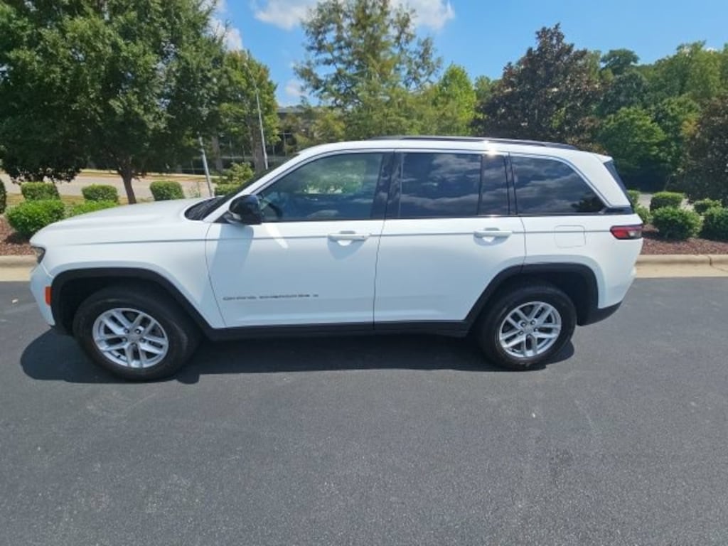 Used 2024 Jeep Grand Cherokee Laredo X SUV