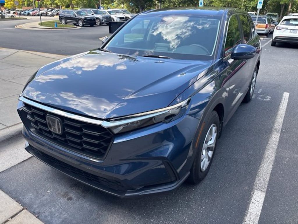 Used 2025 Honda CR-V LX SUV